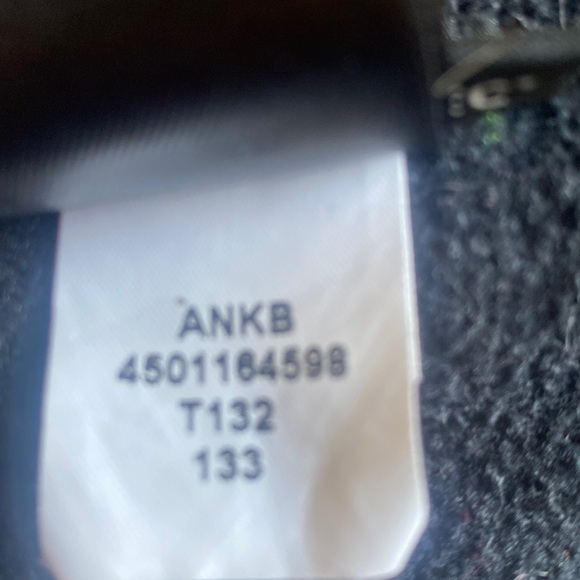 The North Face, Women Sweater, Size S/P, Black Color. - Picture 8 of 9